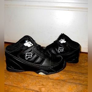 FILA basketball sneakers for kids sz 13Y.